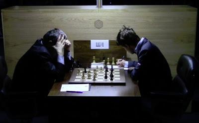 Fuenteovejuna, ¡todos a una!:  Magnus Carlsen  en el Torneo de Candidatos de Londres 2013 (V)