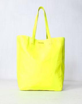 Bolso amarillo Pull & Bear
