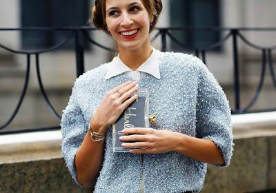 LOVE IT or HATE IT(X); BOLSOS TRANSPARENTES.-