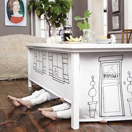 CASITAS DE JUEGO BAJO LA MESA