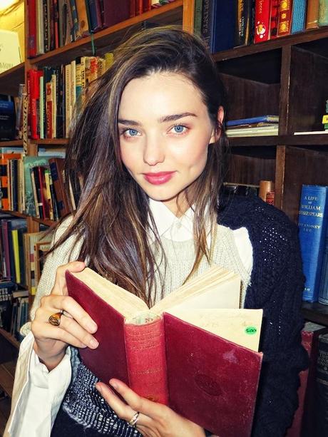 MIRANDA KERR'S  WARDROBE