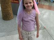 niños menores años podrán entrar Disney compañía adulto