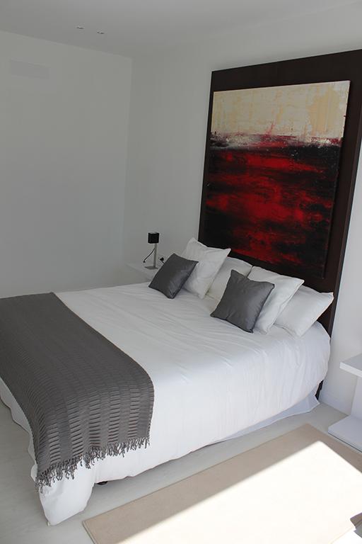 Selección de imágenes de interiorismo de una vivienda A-cero Tech en La