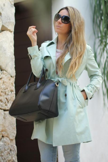 Mint trench blog Mes Voyages à Paris, Mónica Sors, spring trends 2013