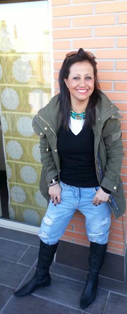 militar look con boyfriend jeans