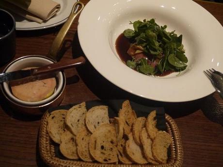 Chez Coco el encanto de la rôtisserie francesa en Barcelona foie chez coco