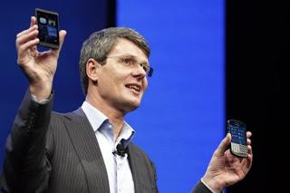 Director de BlackBerry dice que el iPhone es obsoleto