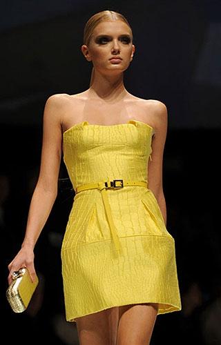 Tendencia absoluta : amarillo limón.