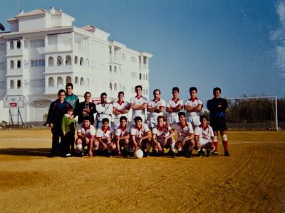 FOTOS DE ANTAÑO. ALMOGIA ATLETIC 1994, FOTO POR  MARIA GODRID