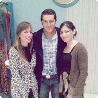 CON MANU TENORIO