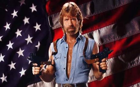 El “nuevo look” de Chuck Norris (FOTOS)