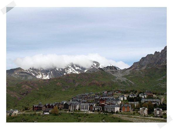 Paseo por el Valle de Tena