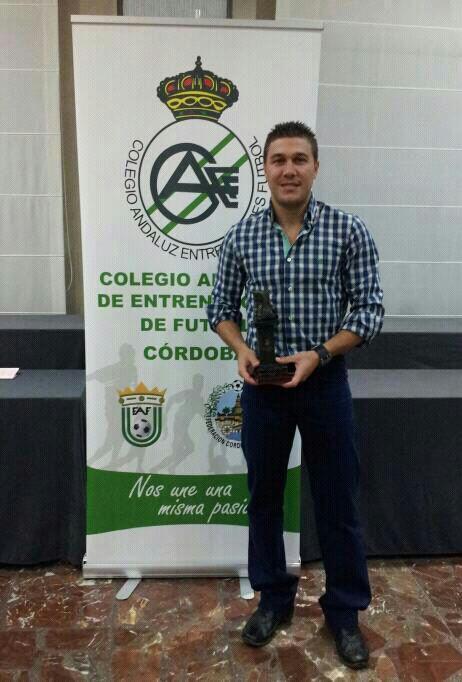 ENTRENADORES POR EL MUNDO. HOY PEPE CHÍA, ESPAÑA