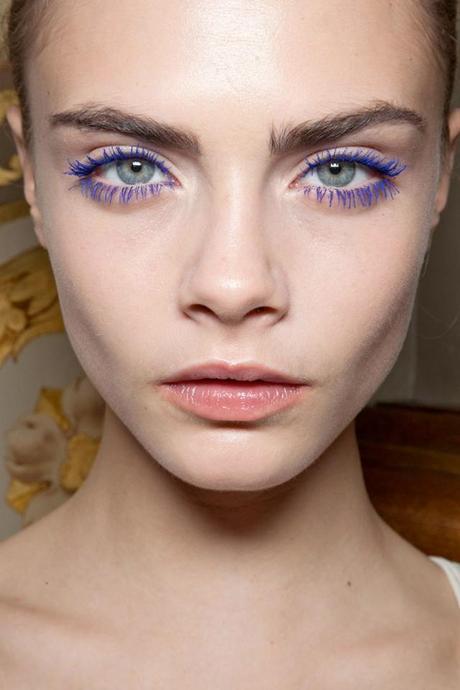 Make-up trend alert: Electric blue eyes