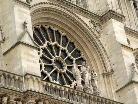 París en Octubre. Catedral de Notre Dame (exterior)Su