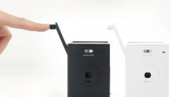 Sun & Cloud :: cámara digital sin baterías ni pilas