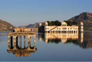 AMBER O AMÉR: Un homenaje a la diosa Ámbar