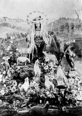 En su camarín, en 1910.