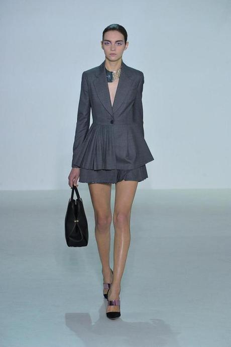 Tendencias Primavera 2013-Universidad Jannette Klein 1.-Dior