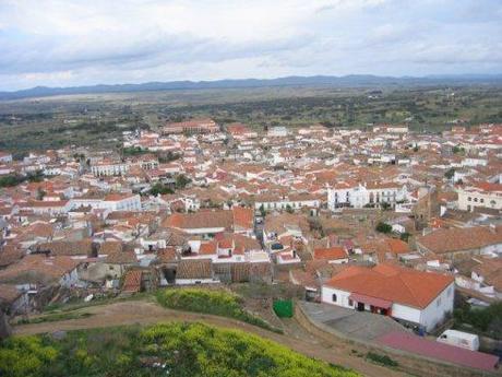 Vista general de la ciudad extremeña de Alburquerque.