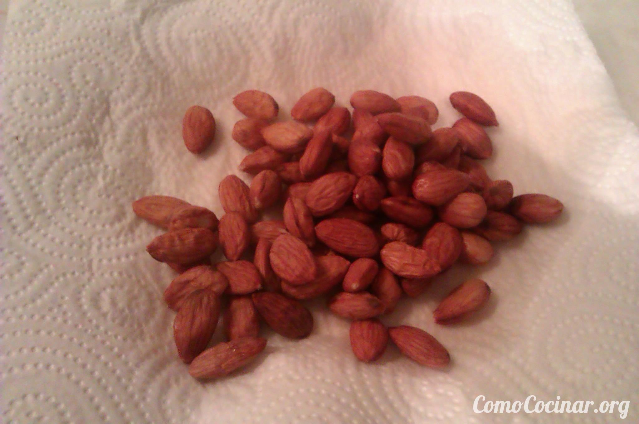 Paso a paso pollo con salsa de almendras