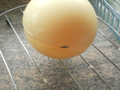 Huevo de pascua queso y ratones