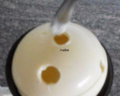 Huevo de pascua queso y ratones