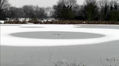 Aparecen nuevos CROP CIRCLE , pero esta vez sobre la nieve