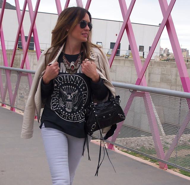 Rock & Rolled up Jeans