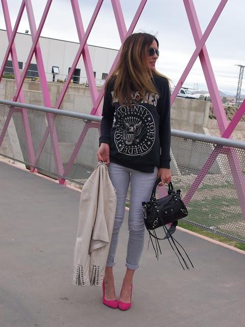 Rock & Rolled up Jeans