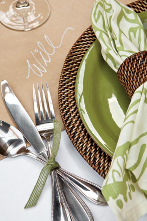 VISTE TU MESA CON PAPEL CRAFT