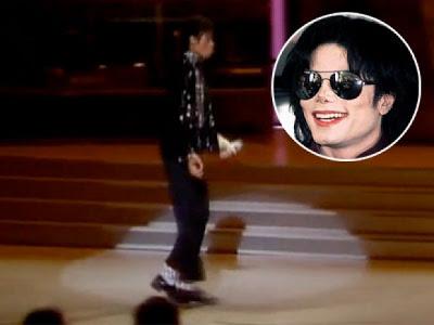 El moonwalk de Michael Jackson cumplió este lunes 30 años