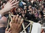 Primicia Obispo Roma Francisco: 'Evangelizar supone Iglesia parresía salir misma'