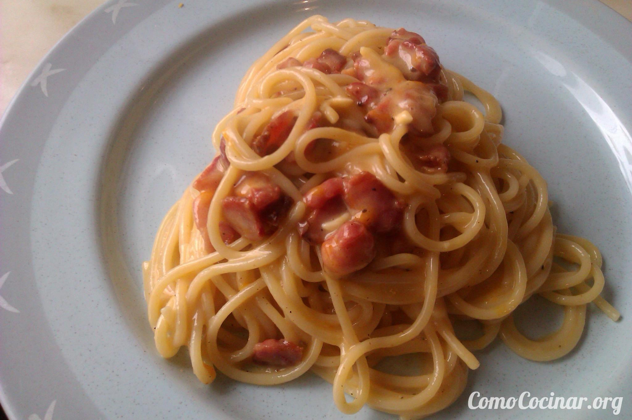 Espaguetis carbonara