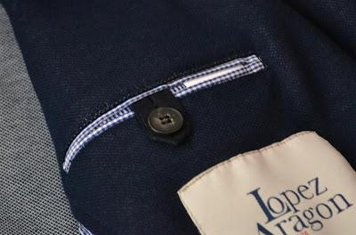 Review Americana Puño camisero de López Aragón.