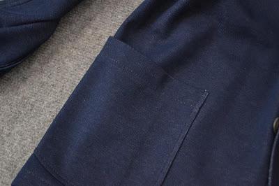 Review Americana Puño camisero de López Aragón.