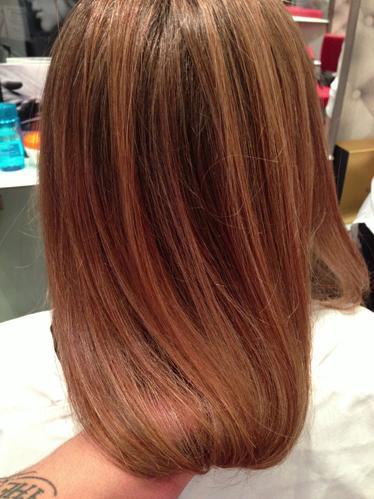 PROBANDO EL RITUAL BB SUBLIME DE KÉRASTASE, EN EL SALÓN DE ALBERTO CERDÁN PROBANDO EL RITUAL BB SUBLIME DE KÉRASTASE, EN EL SALÓN DE ALBERTO CERDÁN