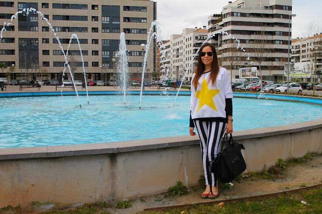 Mix of trends: Yellow, stripes and animal print