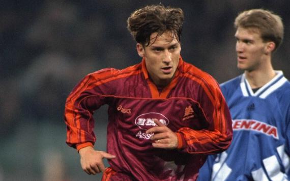 Il Trequartista: Francesco Totti, veinte años no es nada