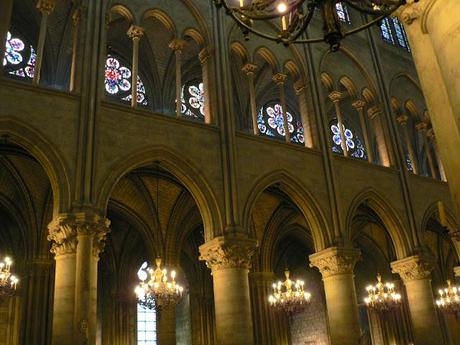 París en Octubre. Catedral de Notre Dame (Interiores) París en Octubre. Catedral de Notre Dame (Interiores)