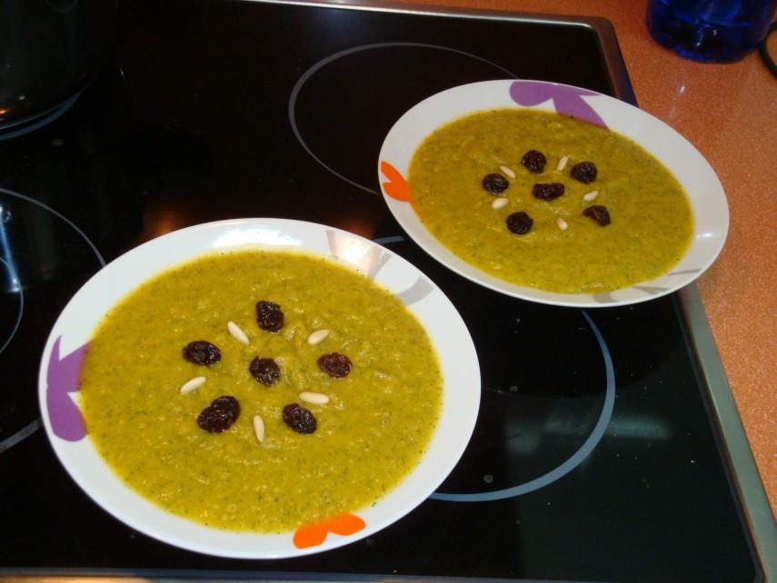 Hoy, receta: Crema de Calabacín con Zanahoria y Puerros