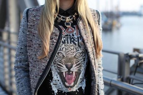 IRON GIRL TIGER SWEATER