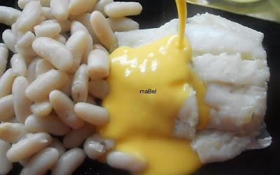 Faba de Lourenza con bacalao y aioli de azafran