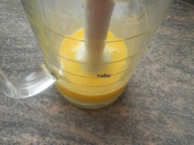 Faba de Lourenza con bacalao y aioli de azafran