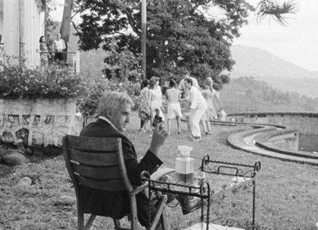 Un sustitución cultural en marcha: El buril melancólico. Invitación a Miradas de Cine 487437_451187058288689_1290286869_n