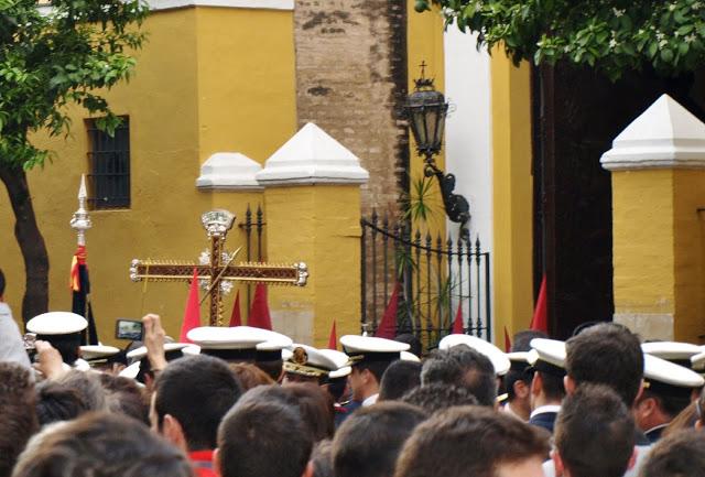 El Señor de la Sagrada Lanzada, Nuestra Señora de Guía, las Marías y el romano Longinos.