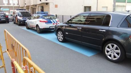 El coche del Consejero de Sanidad ocupa plaza de minusválido en su visita a Béjar
