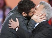 Dustin Hoffman besado labios conductor francesa