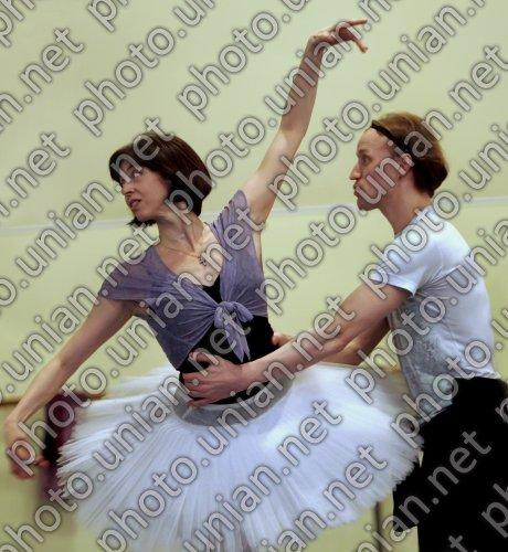 Денис Матвієнко та Ніна Ананіашвілі