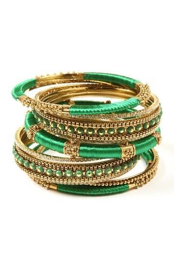 Color Esmeralda    /    Color emerald